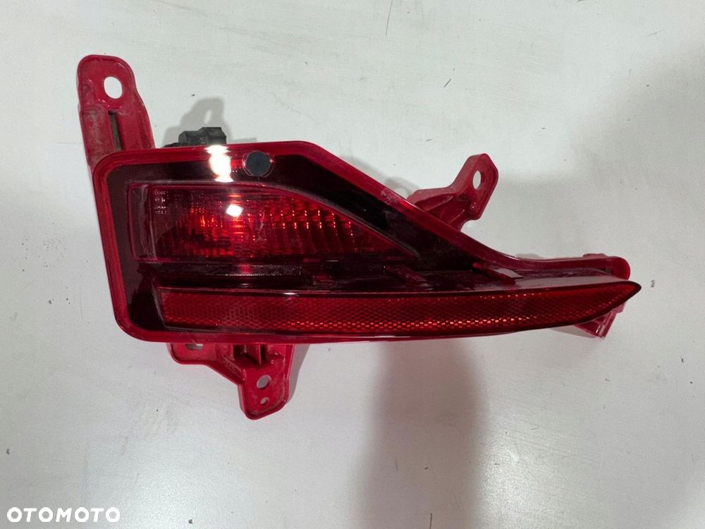 KIA SPORTAGE V 5 GT LAMPA TYŁ TYLNA PRZECIWMGIELNA W ZDERZAK ORYGINAŁ - 1