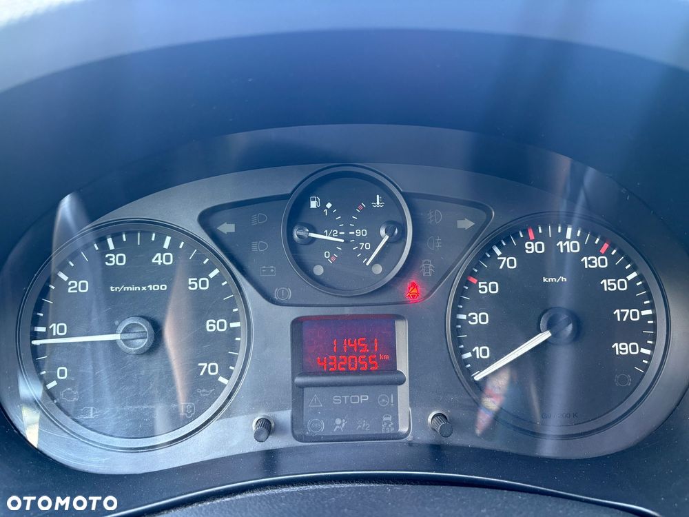 Citroën BERLINGO - 11