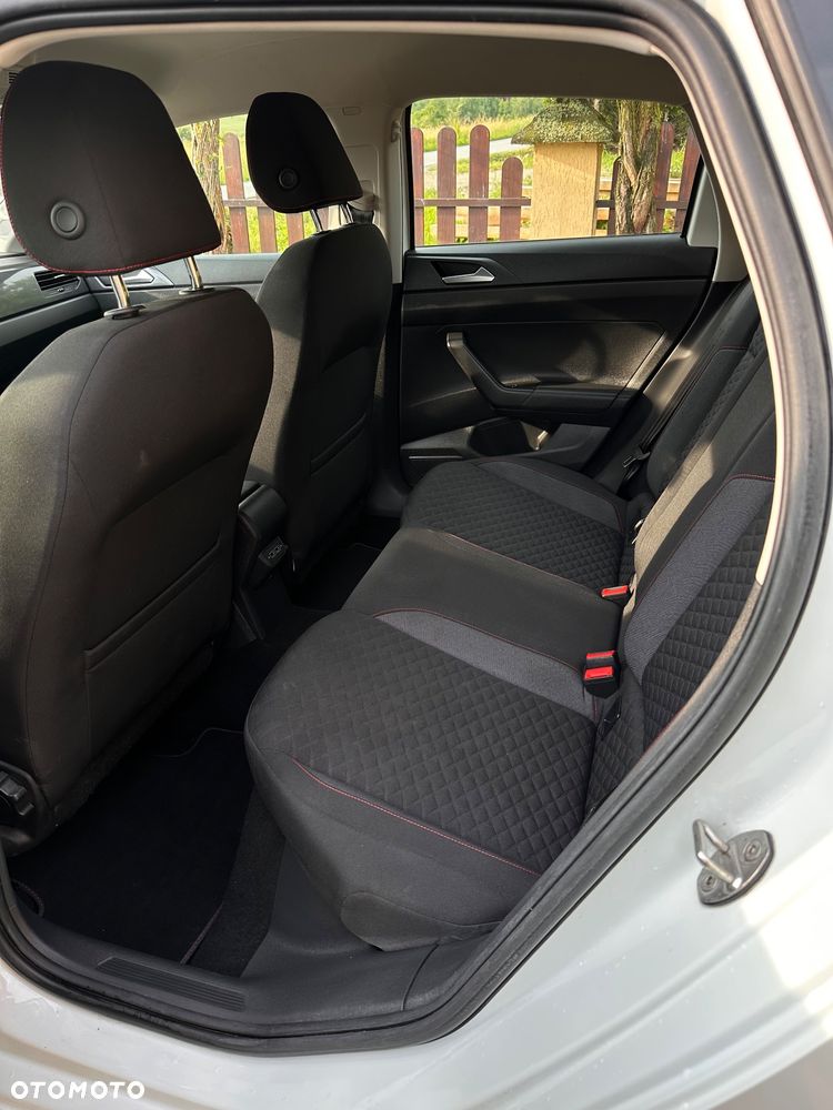 Volkswagen Polo 1.0 TSI Highline DSG - 8