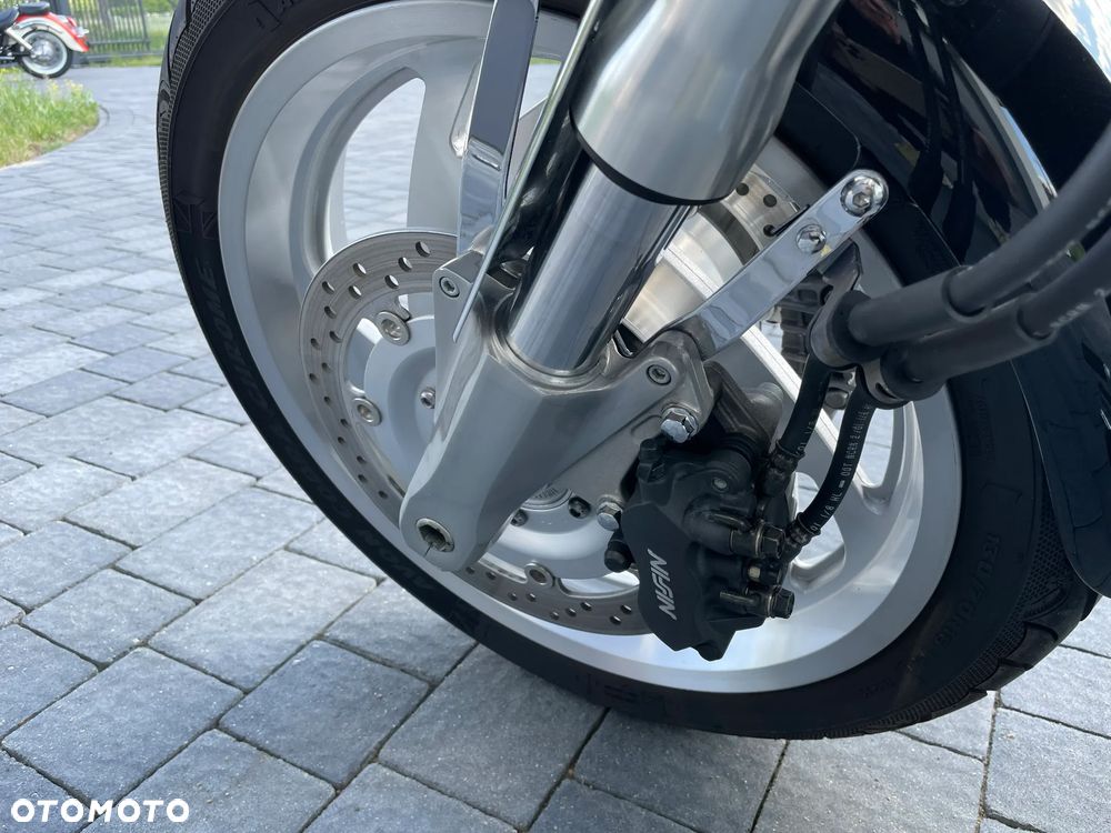 Honda VTX - 27