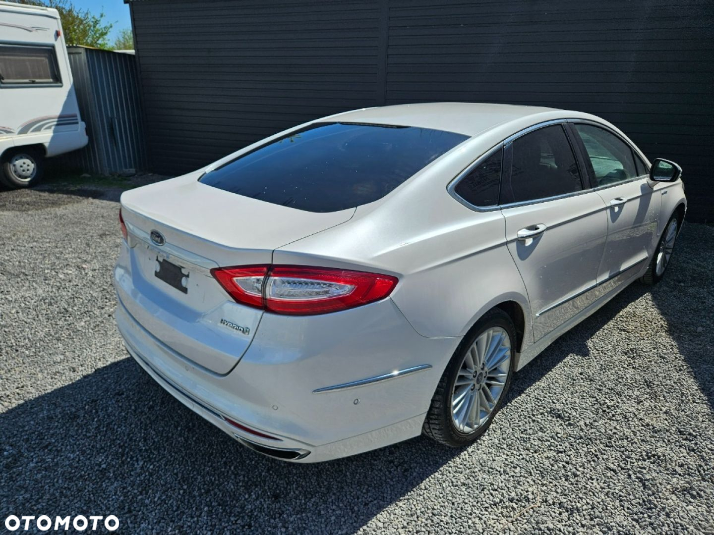 Ford Mondeo - 18