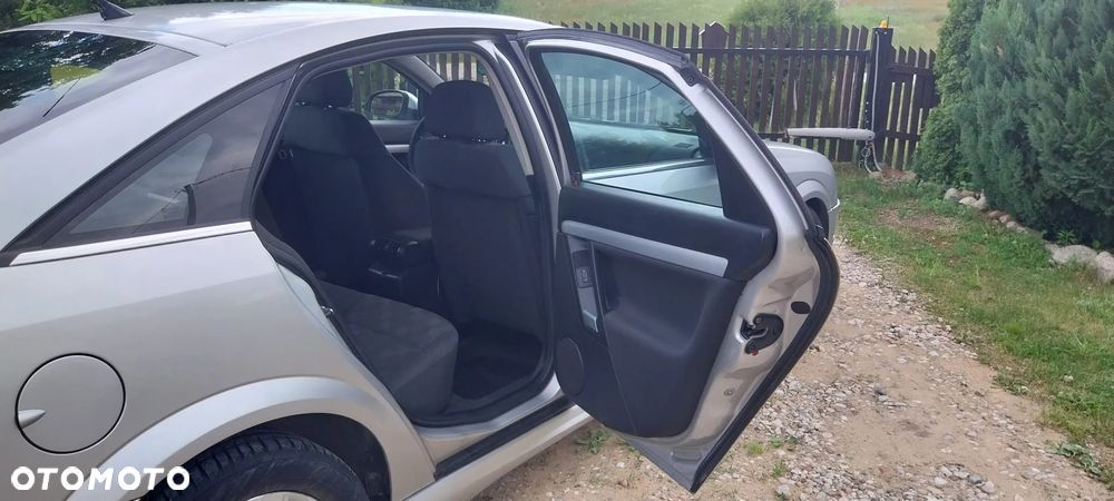 Opel Vectra 1.8 - 16