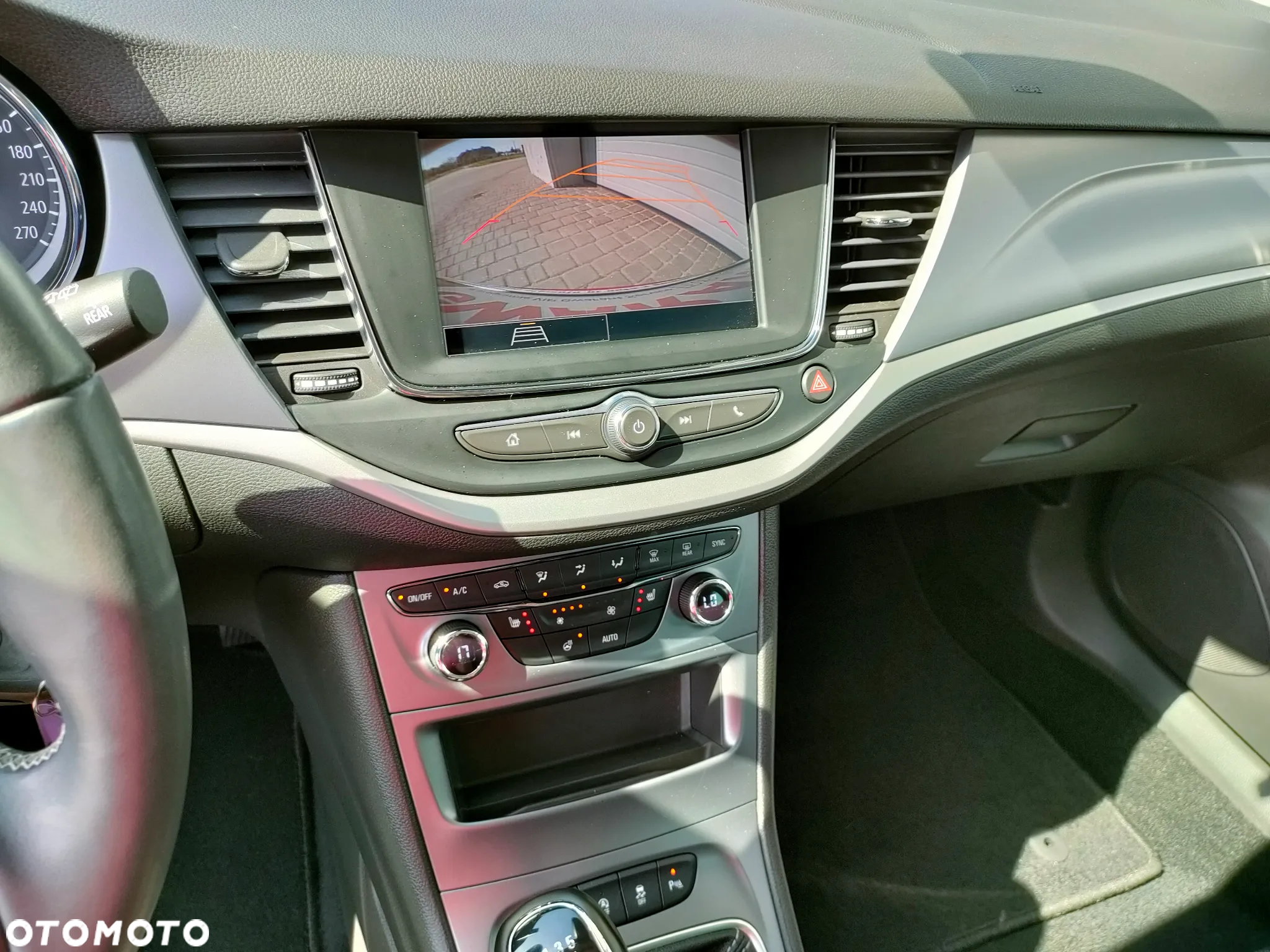 Opel Astra 1.2 Turbo Elegance - 17