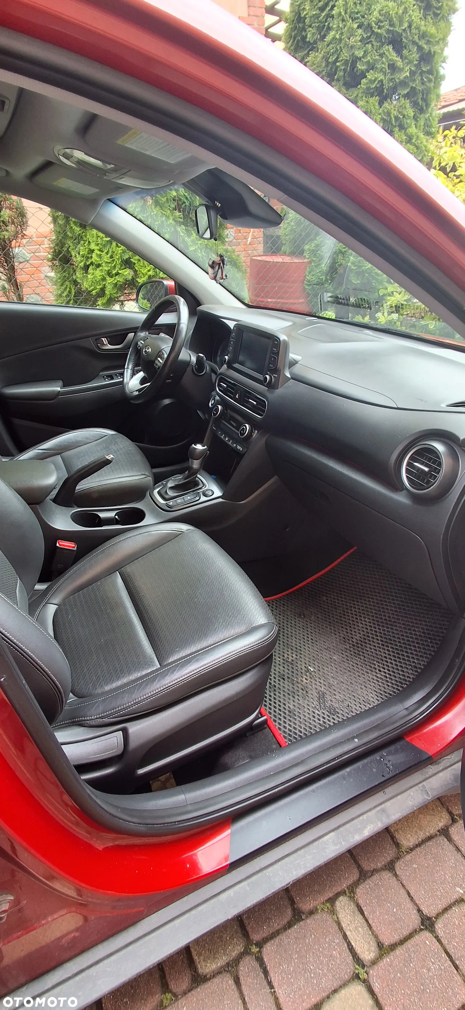 Hyundai Kona - 8