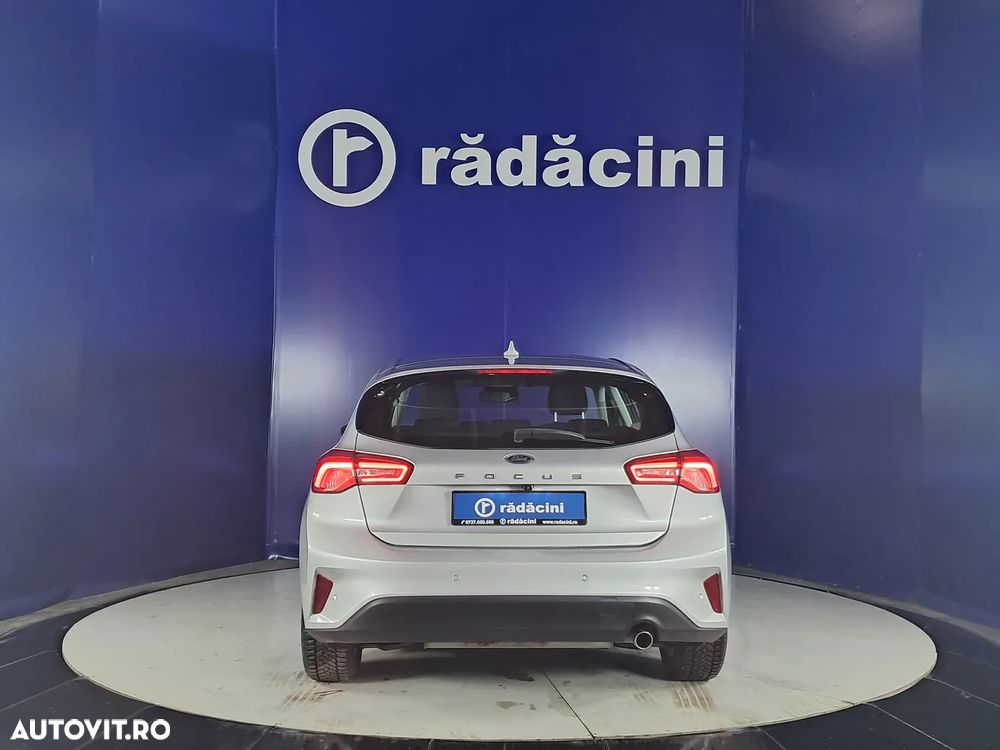 Ford Focus - 4