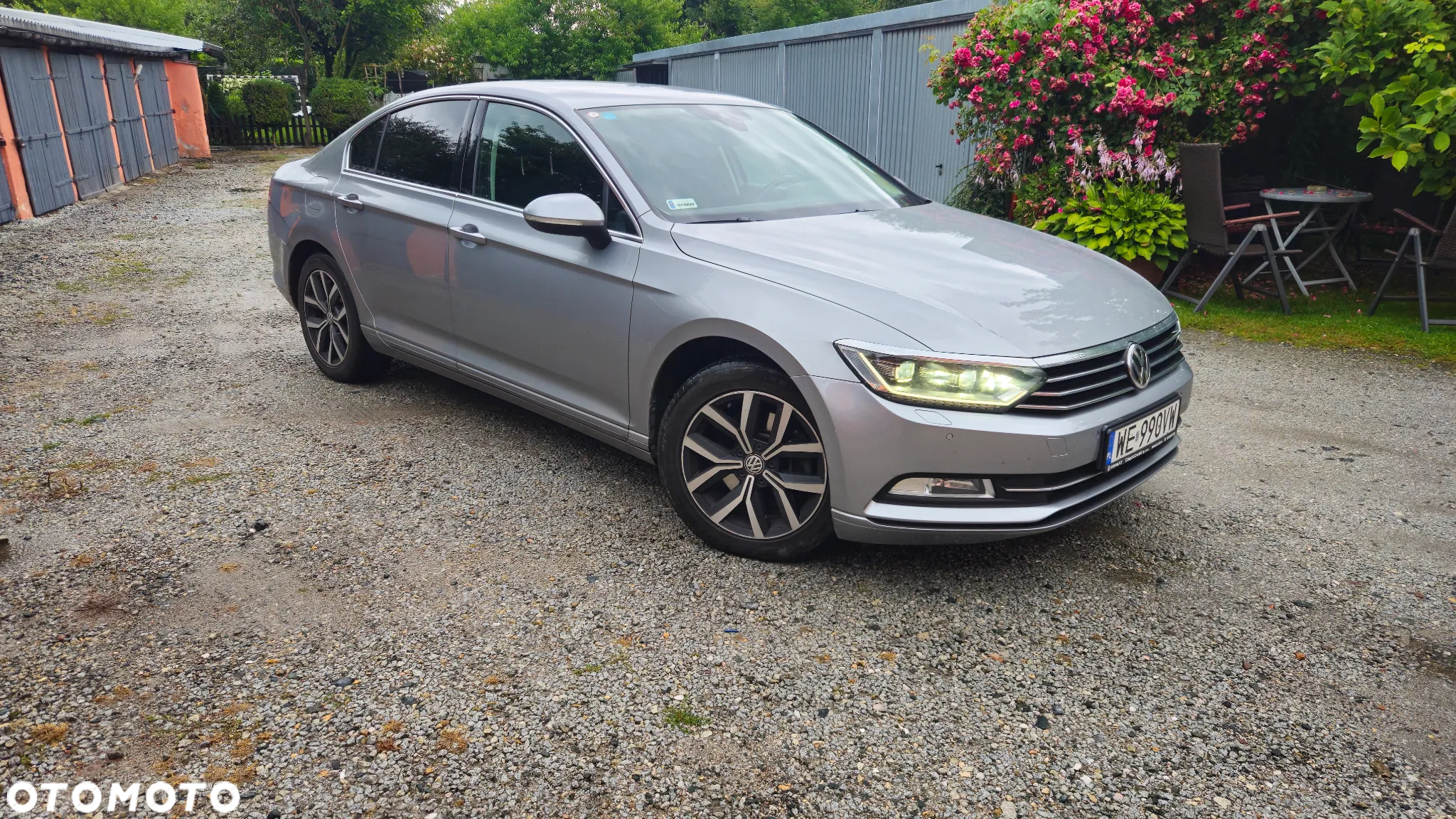 Volkswagen Passat - 13