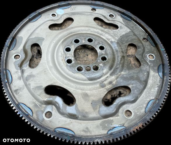 P8 GMC YUKON XL DENALI IV 2015 - 6.2 V8 KOŁO ZĘBATE 90501589A - 2