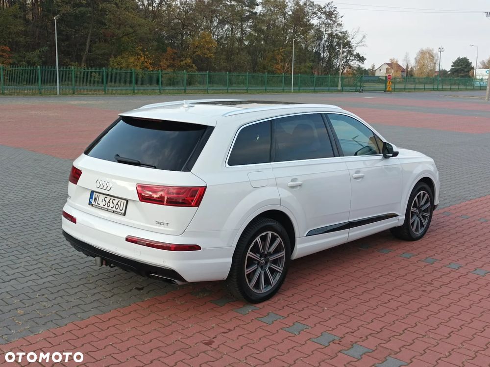 Audi Q7 - 6