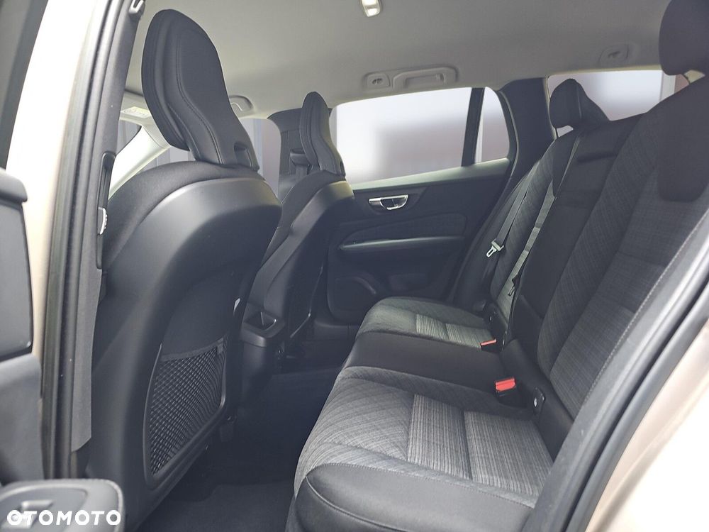 Volvo V60 - 10