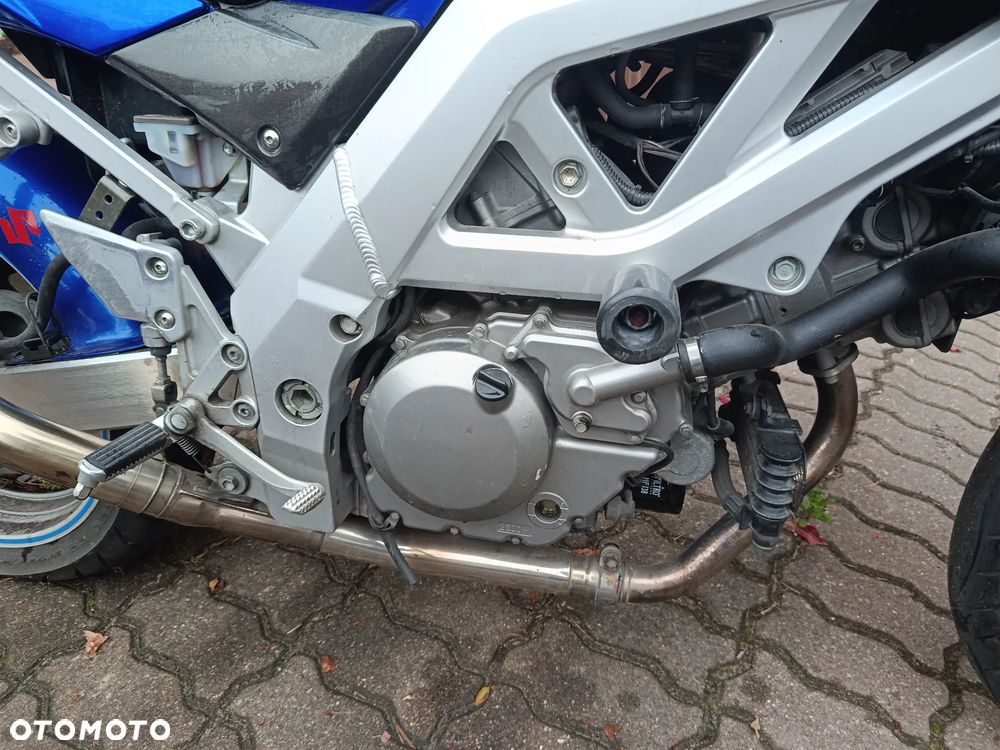 Suzuki SV - 12