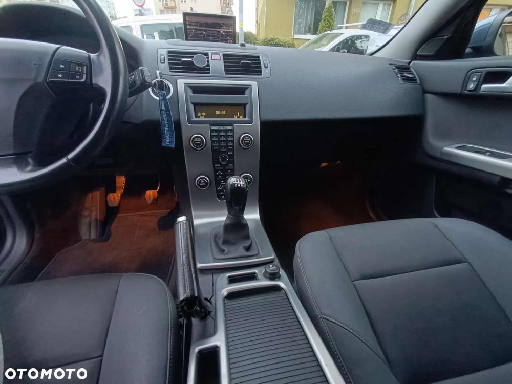 Volvo V50 2.0D DPF Momentum - 22