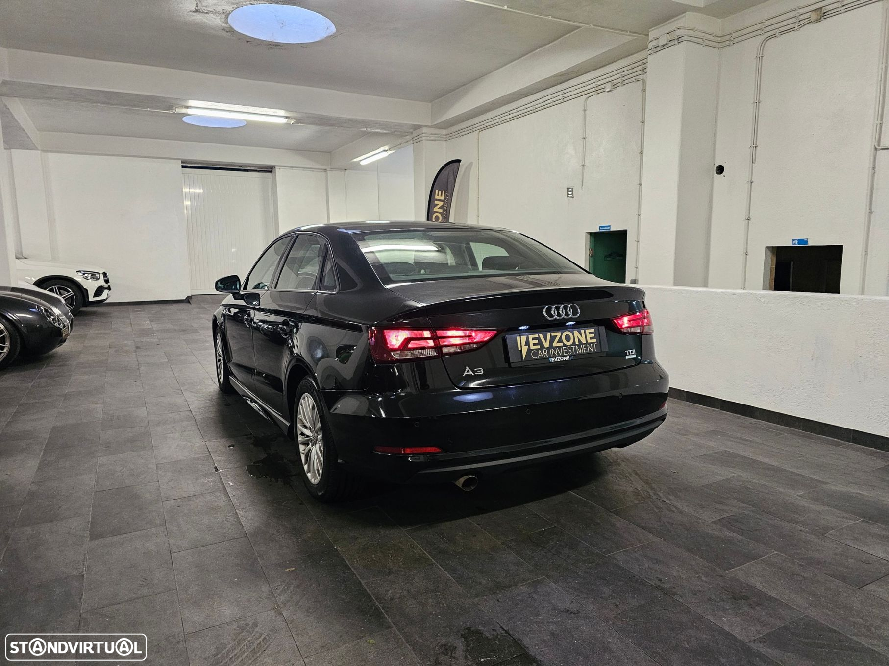Audi A3 Limousine 1.6 TDI Advance Ultra - 5