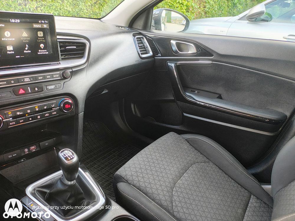 Kia Ceed 1.6 CRDi SCR GT-Line - 9