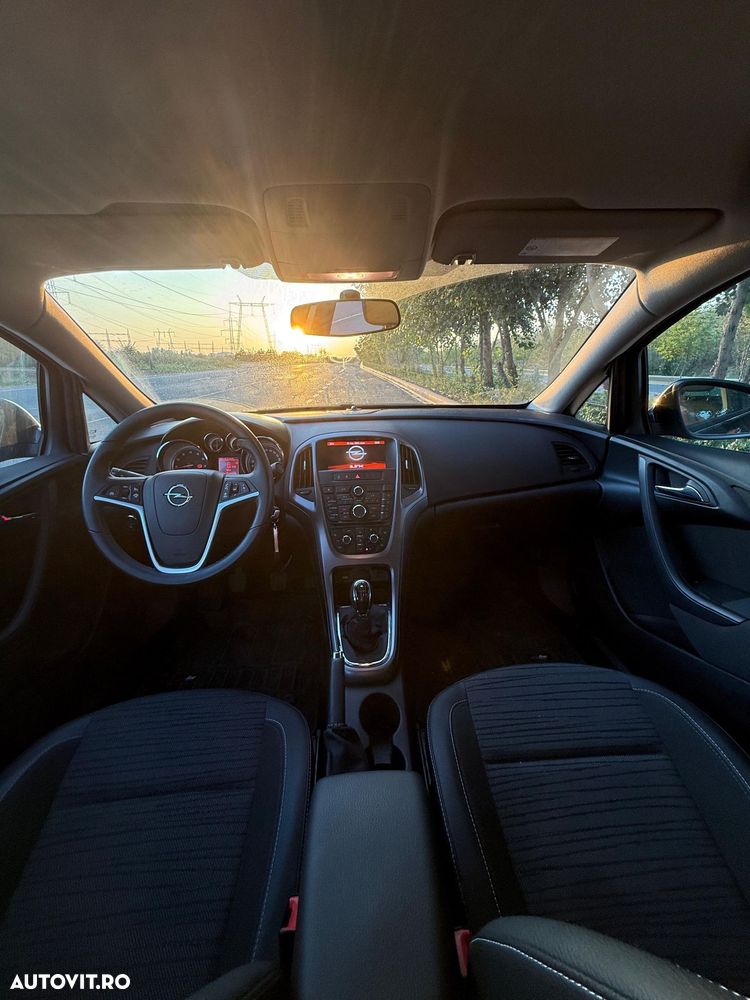Opel Astra - 7