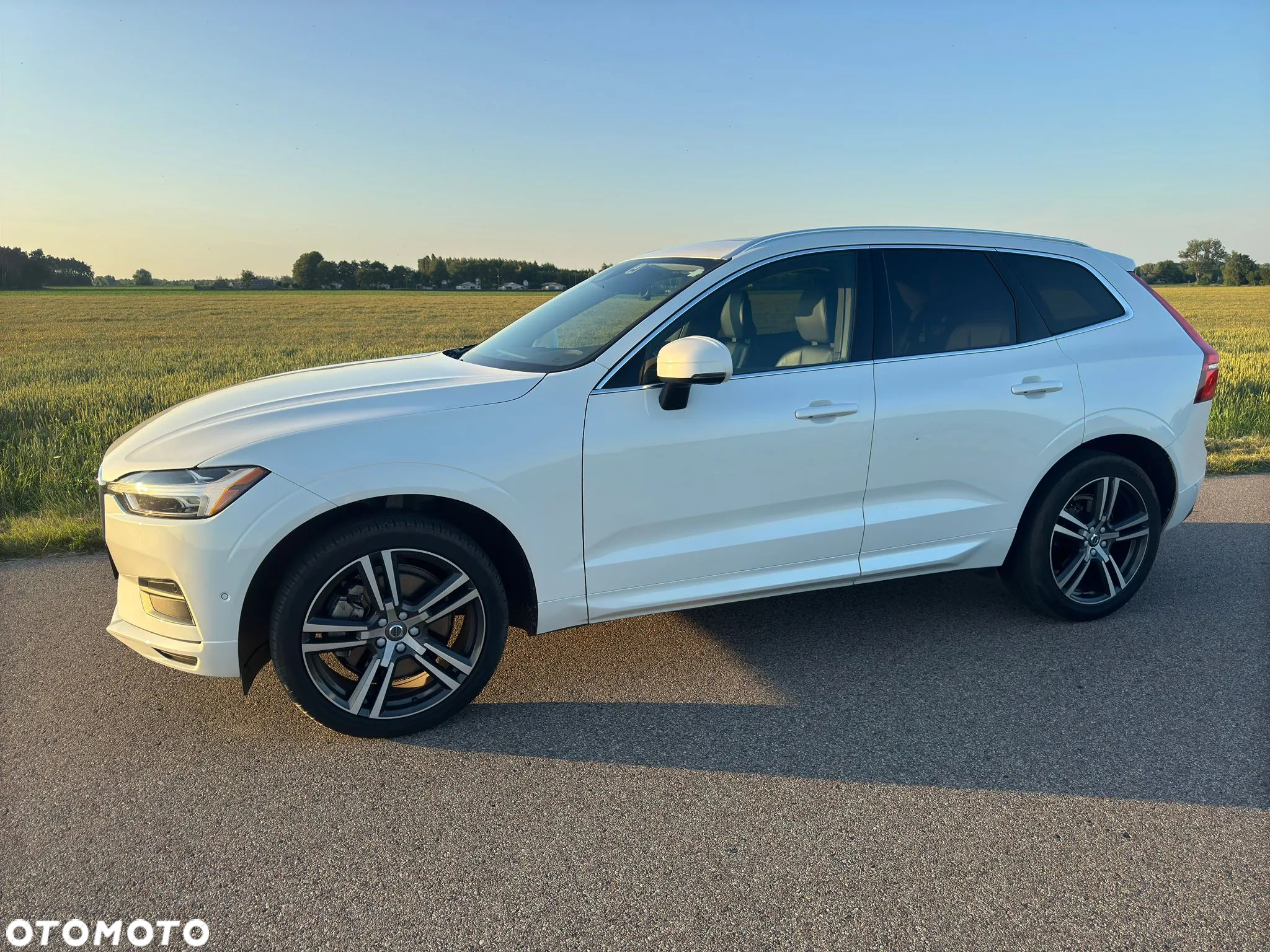 Volvo XC 60 T6 AWD Momentum - 3