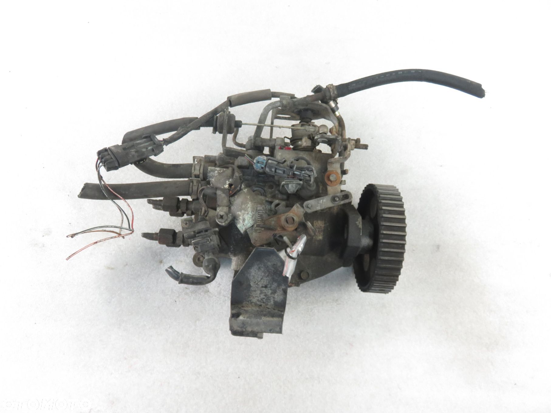 POMPA WTRYSKOWA OPEL CORSA B 1.7 D - 17 D (4EE1) 9460620023 - 1
