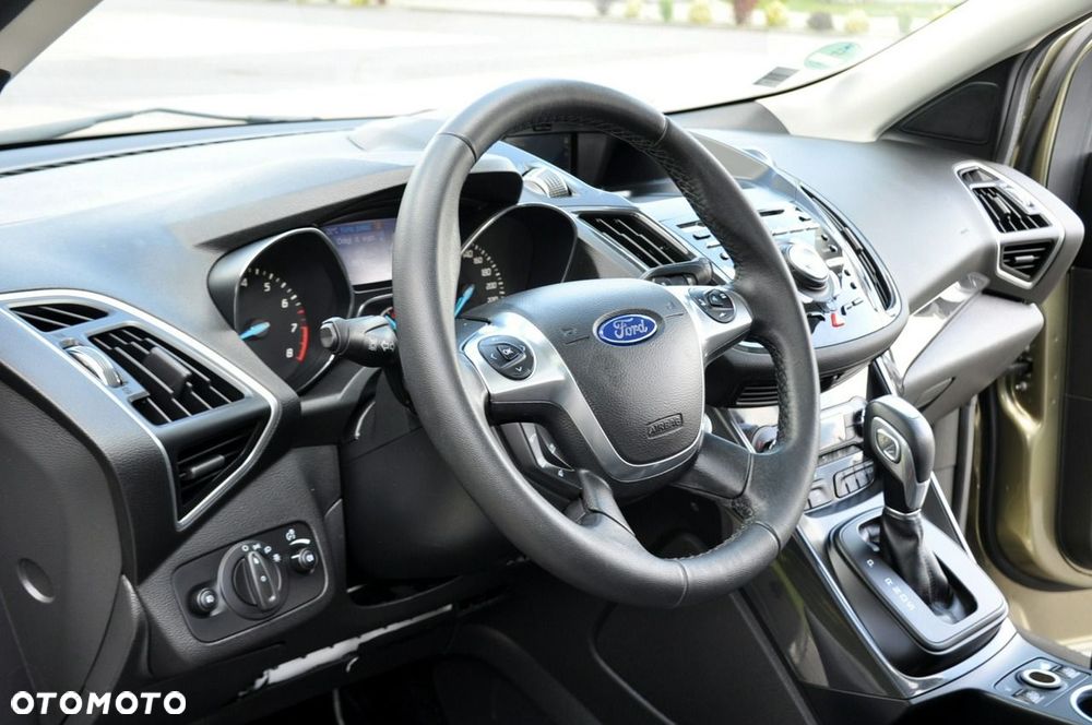Ford Kuga - 22