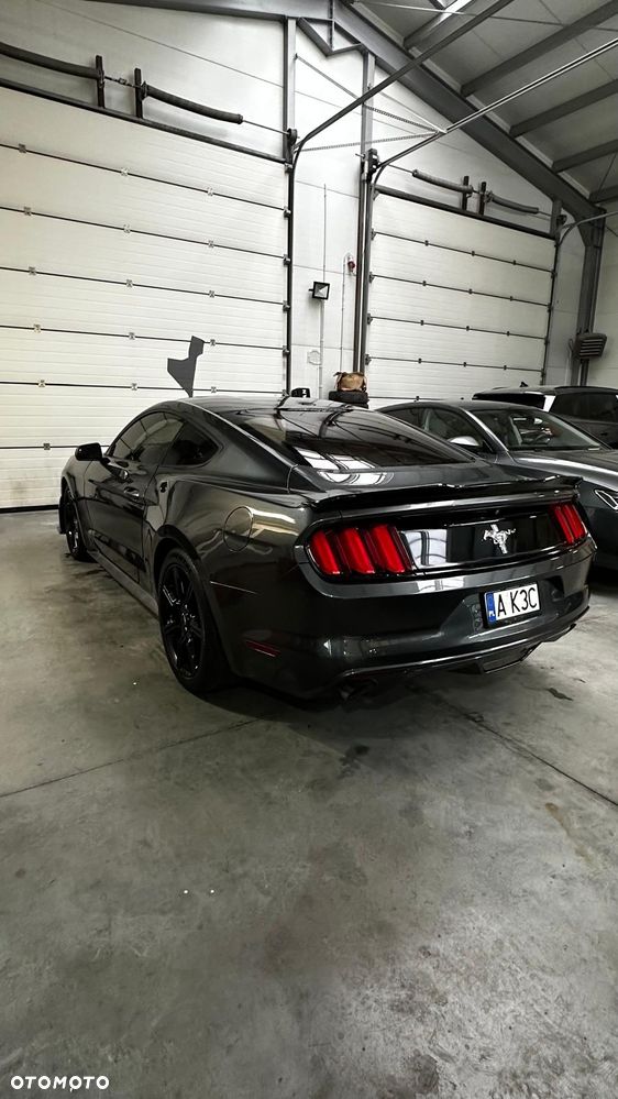 Ford Mustang 3.7 V6 - 10