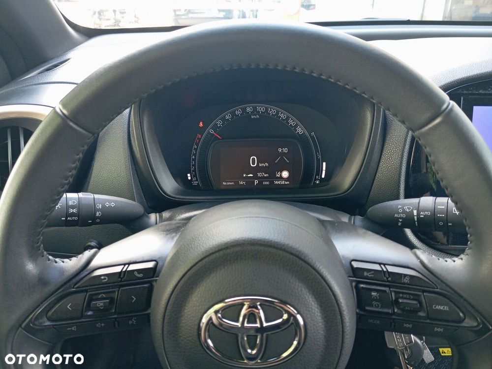 Toyota Aygo X 1.0 VVT-i Style CVT - 12