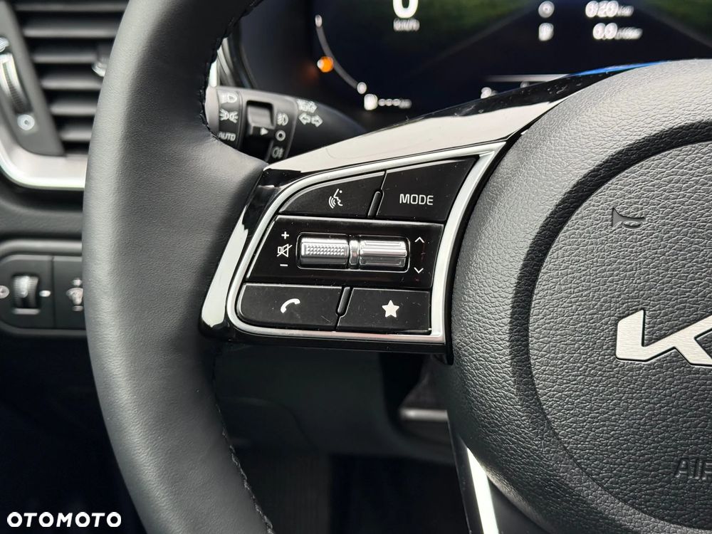 Kia XCeed 1.6 T-GDI Business Line DCT - 23