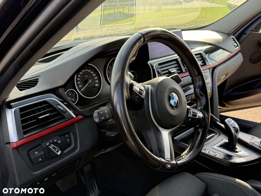 BMW Seria 3 330i xDrive Sport Line Sport - 14