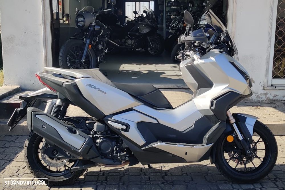 Honda ADV 350  (Carta A2) - 3