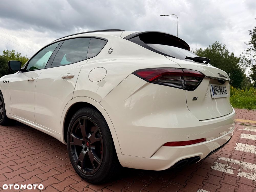 Maserati Levante Q4 - 7