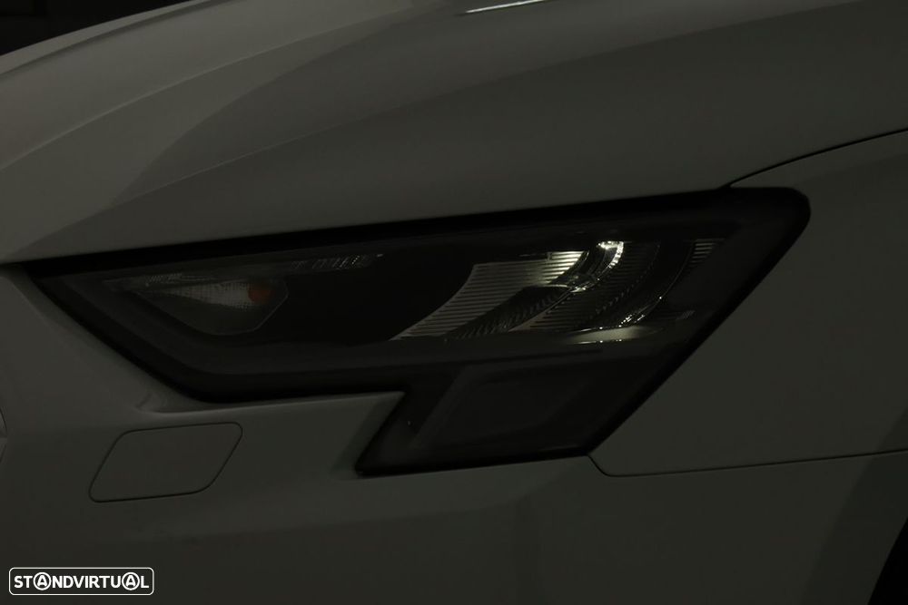 Audi A3 Sportback 40 TFSIe Advanced - 6