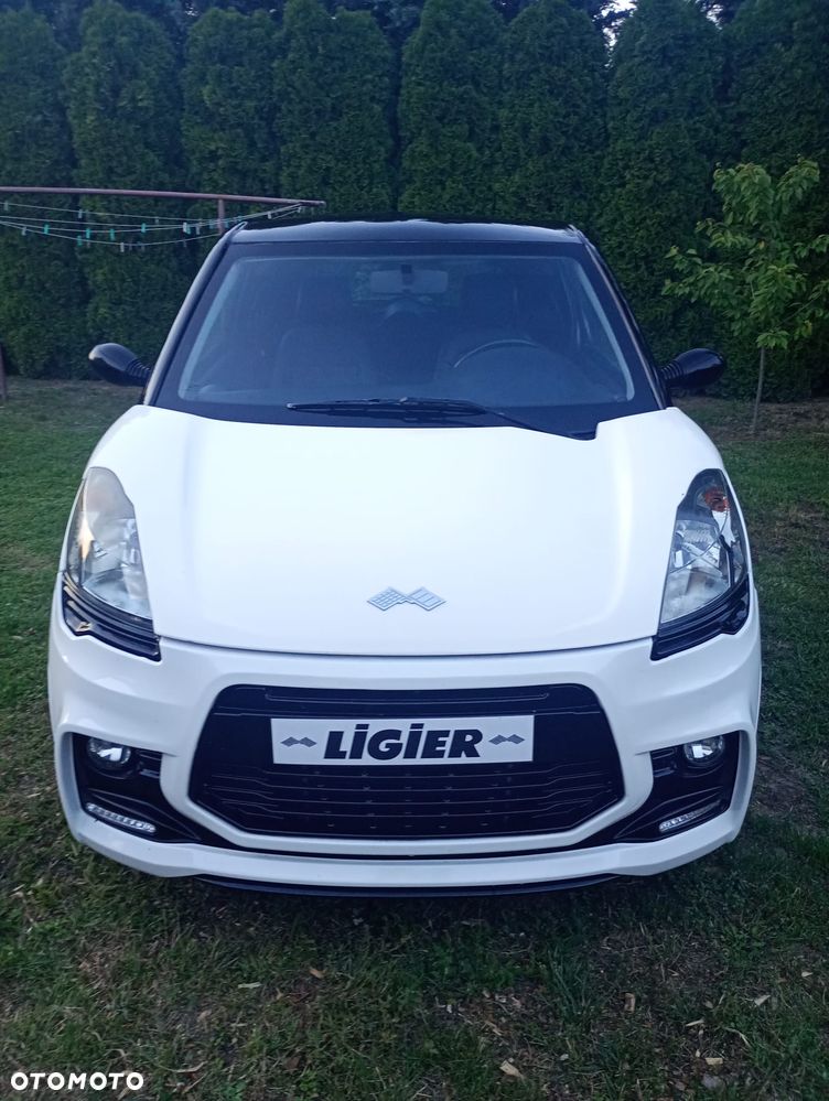 Ligier JS50L - 2