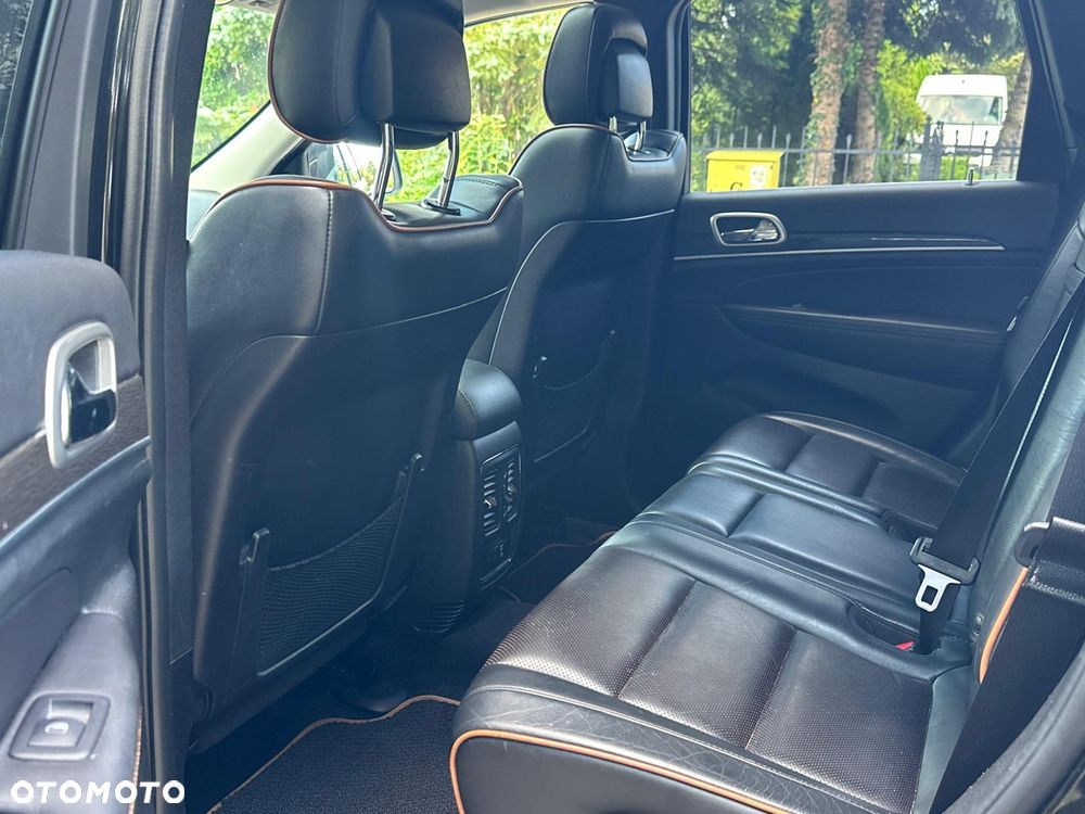 Jeep Grand Cherokee 5.7 V8 HEMI Automatik Overland - 24