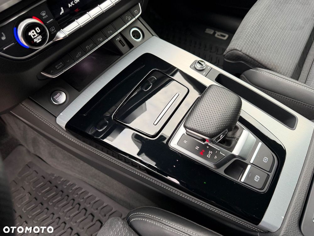 Audi Q5 50 TFSI e Quattro S Line S tronic - 21