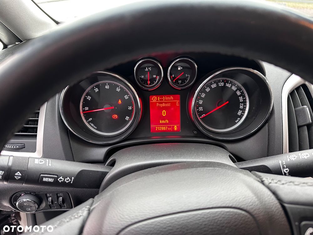 Opel Astra 1.4 T Active - 11