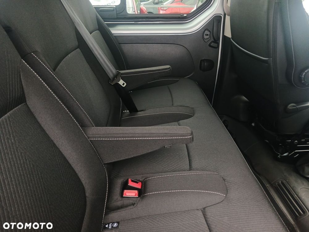 Nissan Primastar - 25
