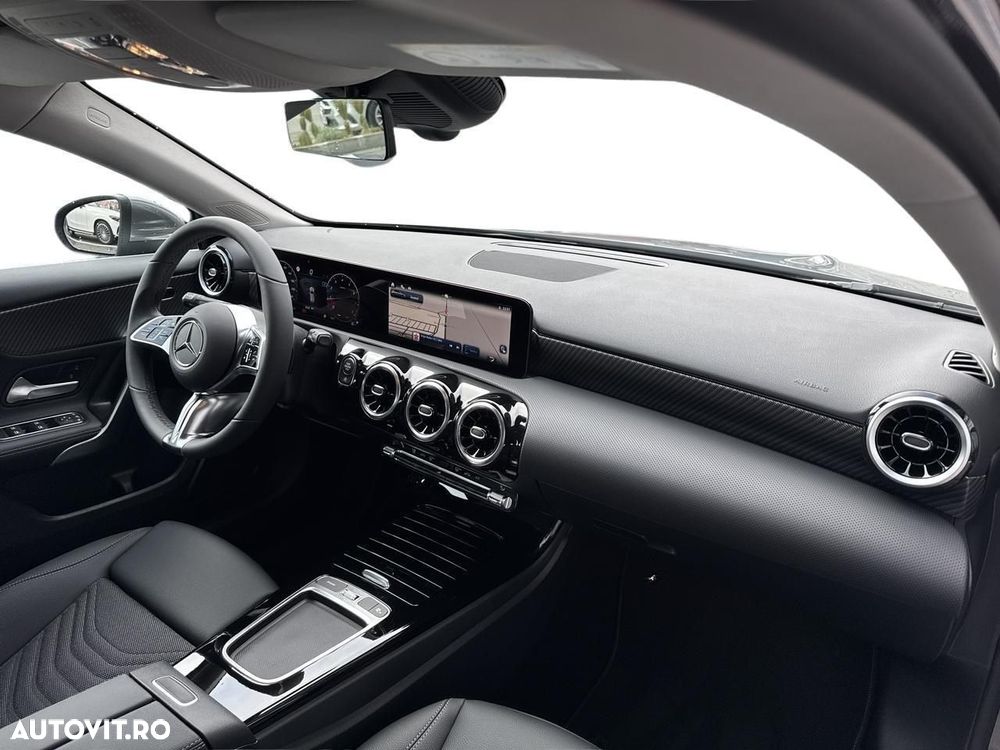 Mercedes-Benz A 180 MHEV 7G-DCT - 9