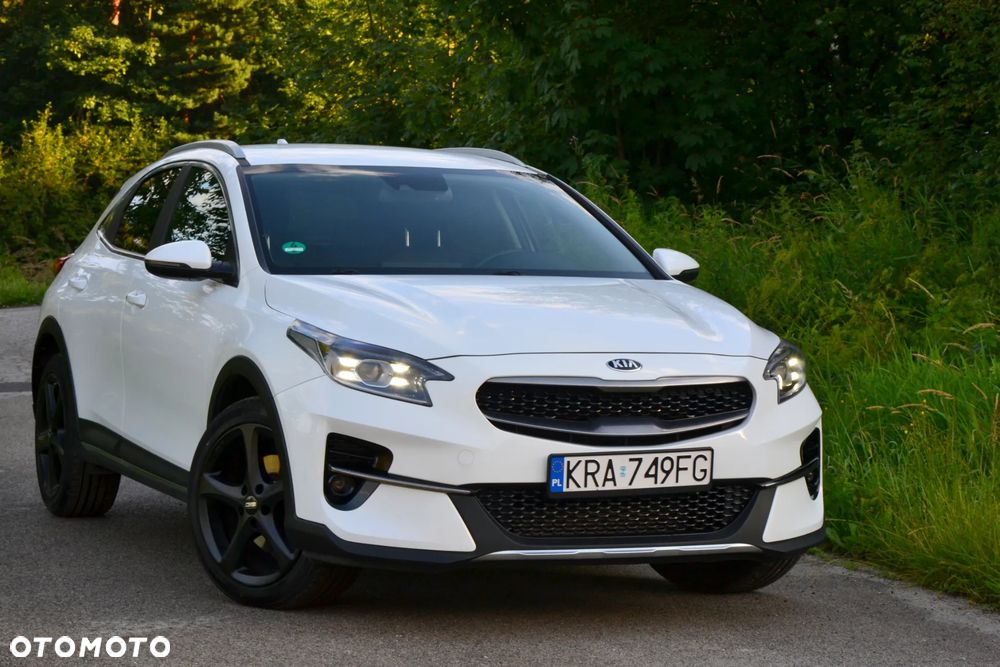 Kia XCeed 1.5 T-GDI Business Line DCT - 3