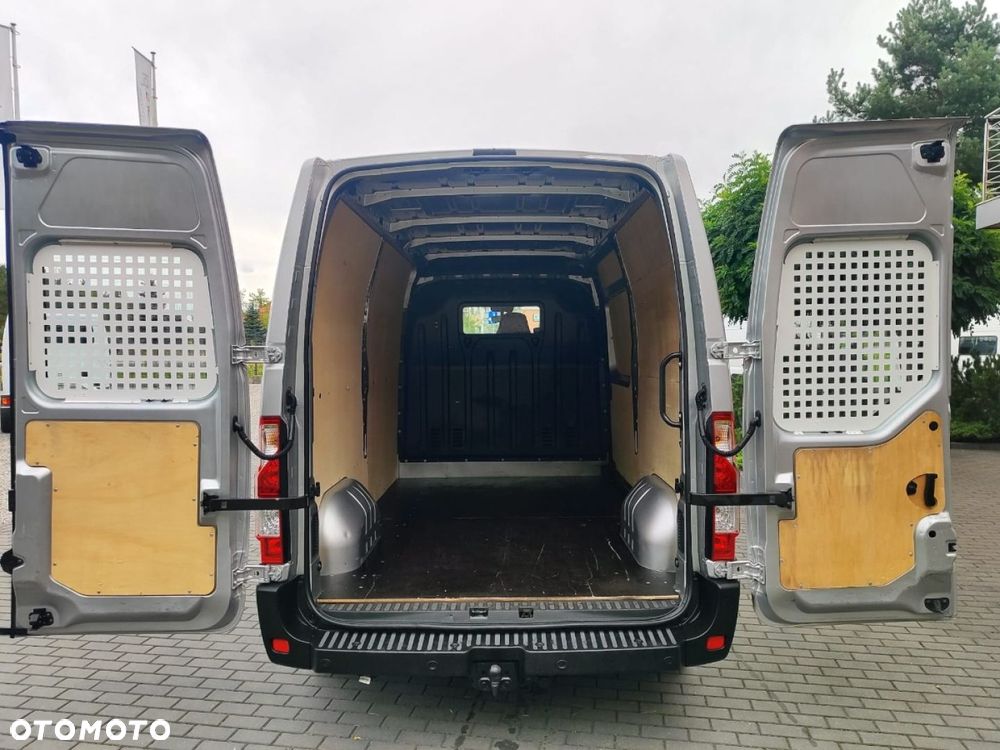 Renault Master - 25
