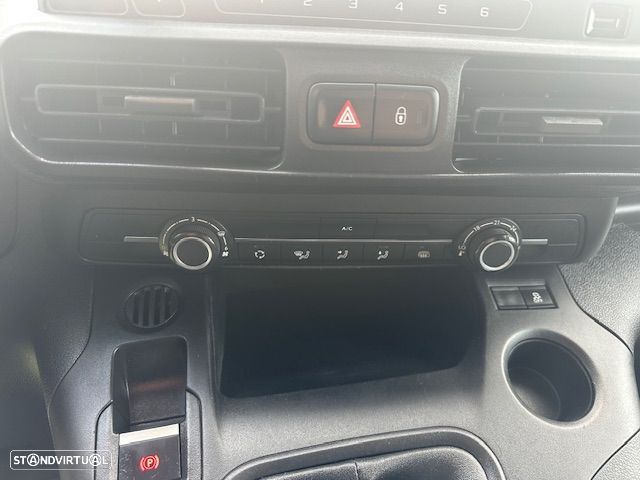 Peugeot PARTNER LONGA 3 LUGARES - 13