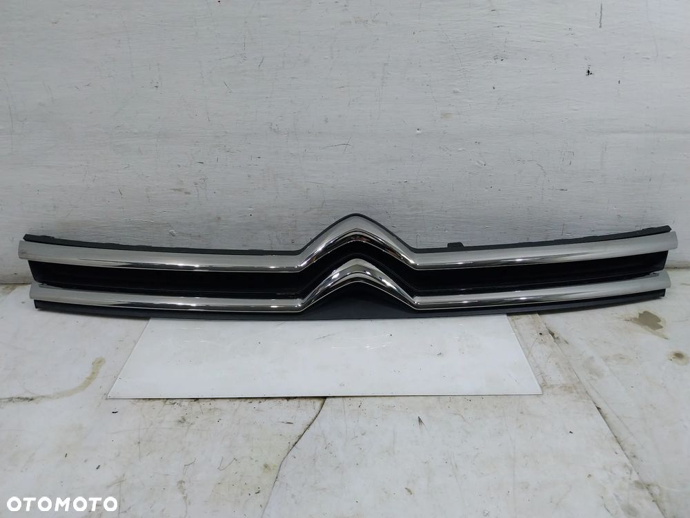 Atrapa CITROËN JUMPY 2016- 98117893XT - 1