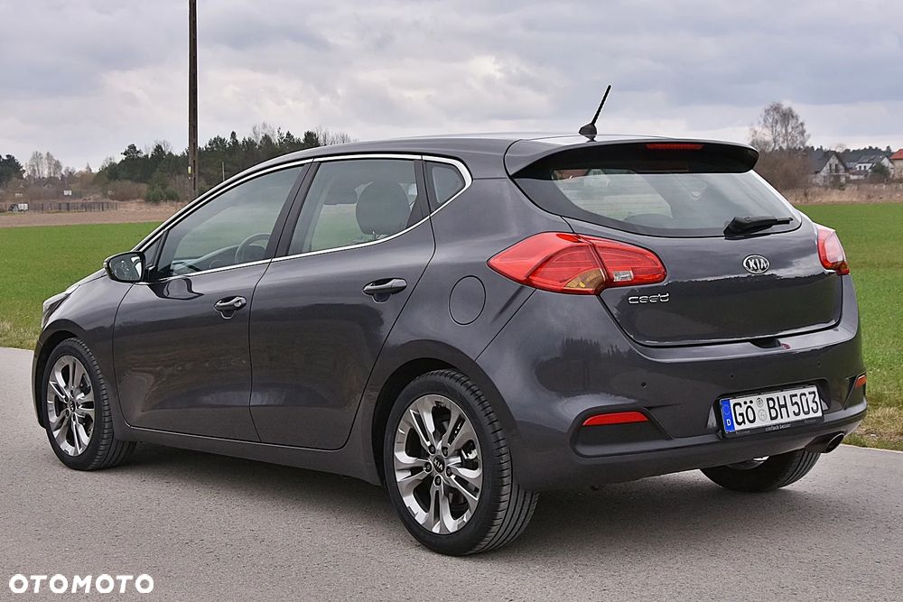 Kia Ceed 1.6 GDI XL DCT - 4