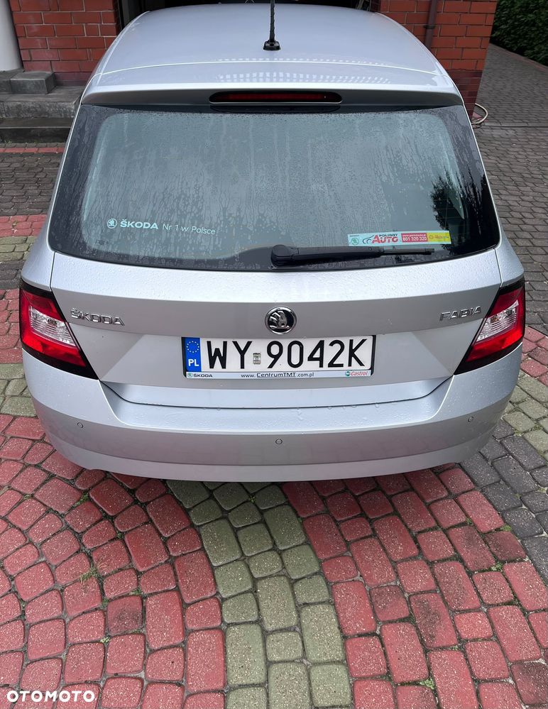 Skoda Fabia 2017 photo 4