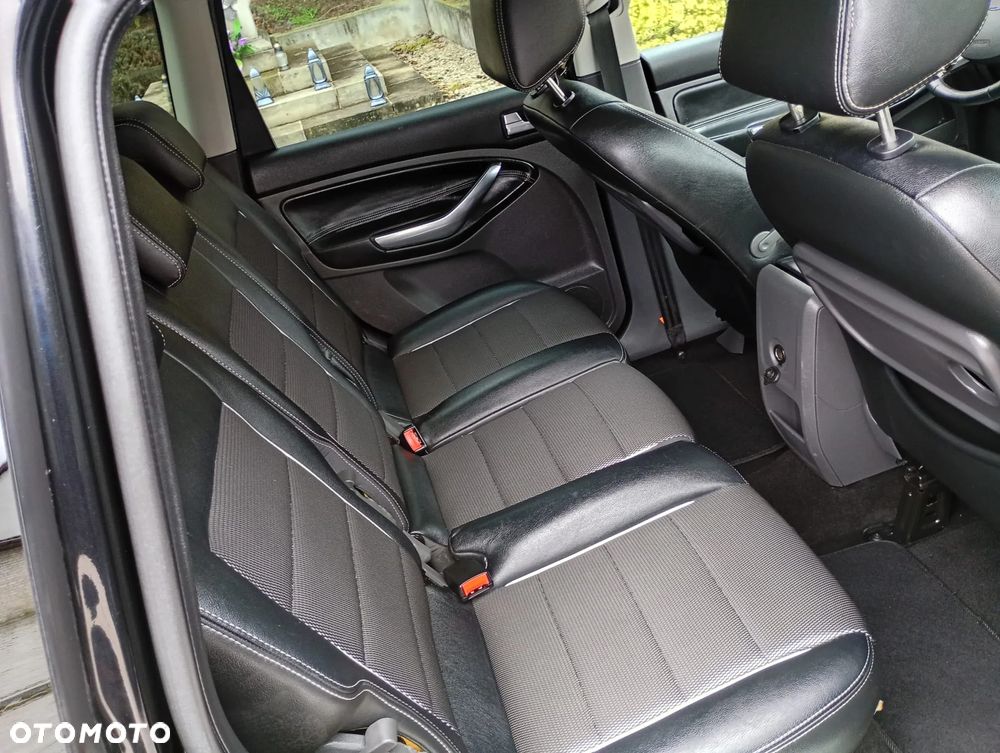 Ford C-MAX 1.8 Black Magic - 22