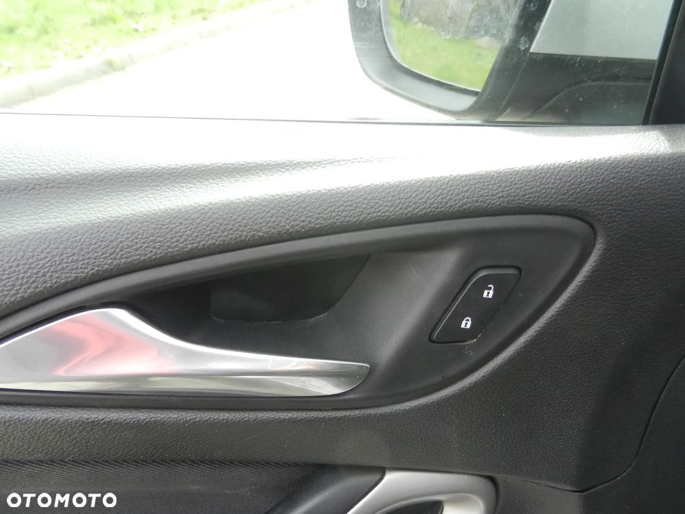 Opel Astra 1.5 CDTI Edition S&S - 34