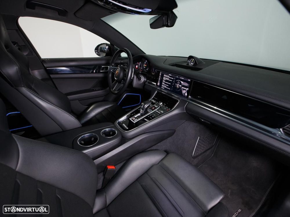 Porsche Panamera Sport Turismo 4S E-Hybrid - 11
