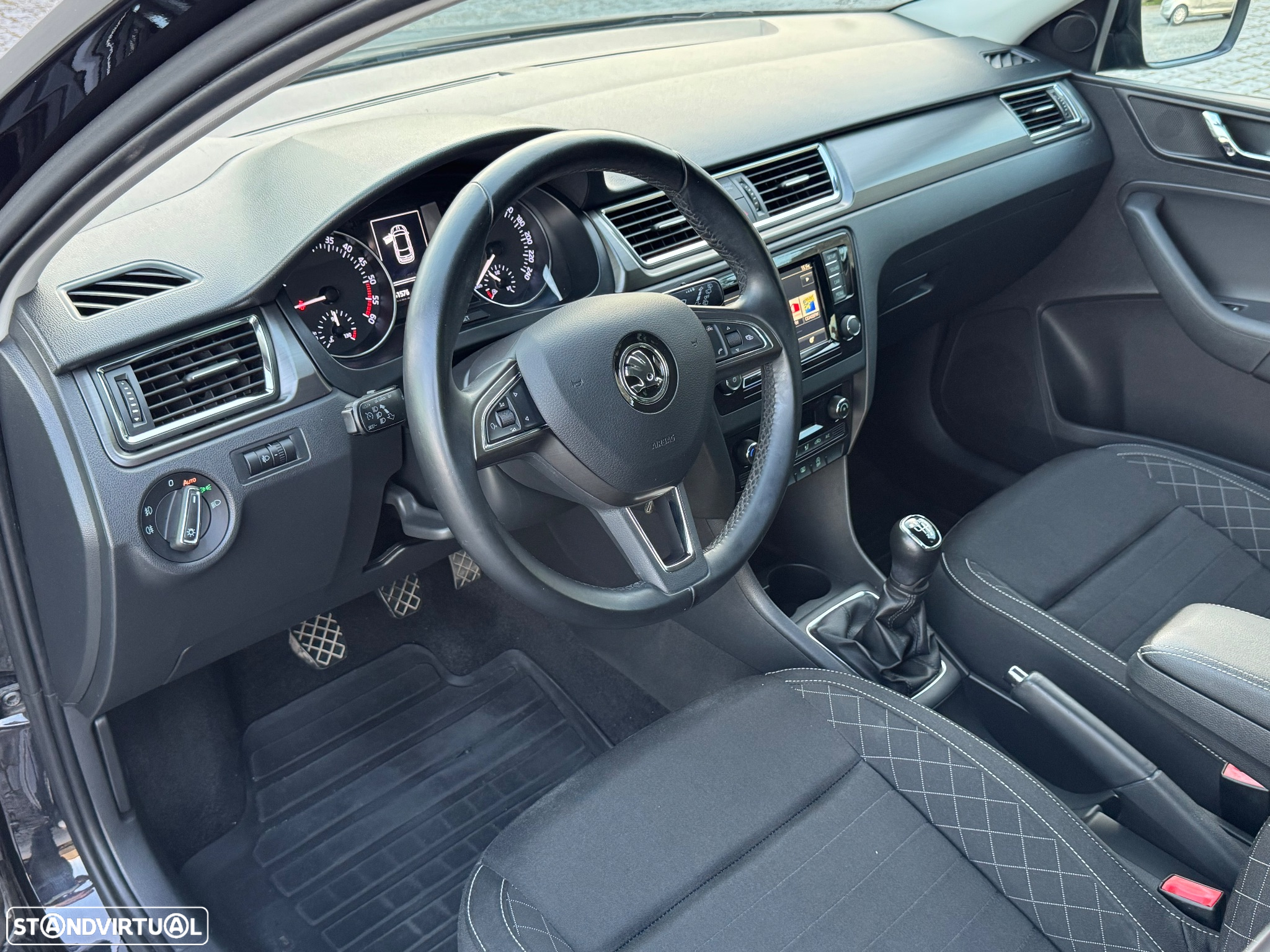 Skoda Rapid Spaceback 1.4 TDi Style - 11