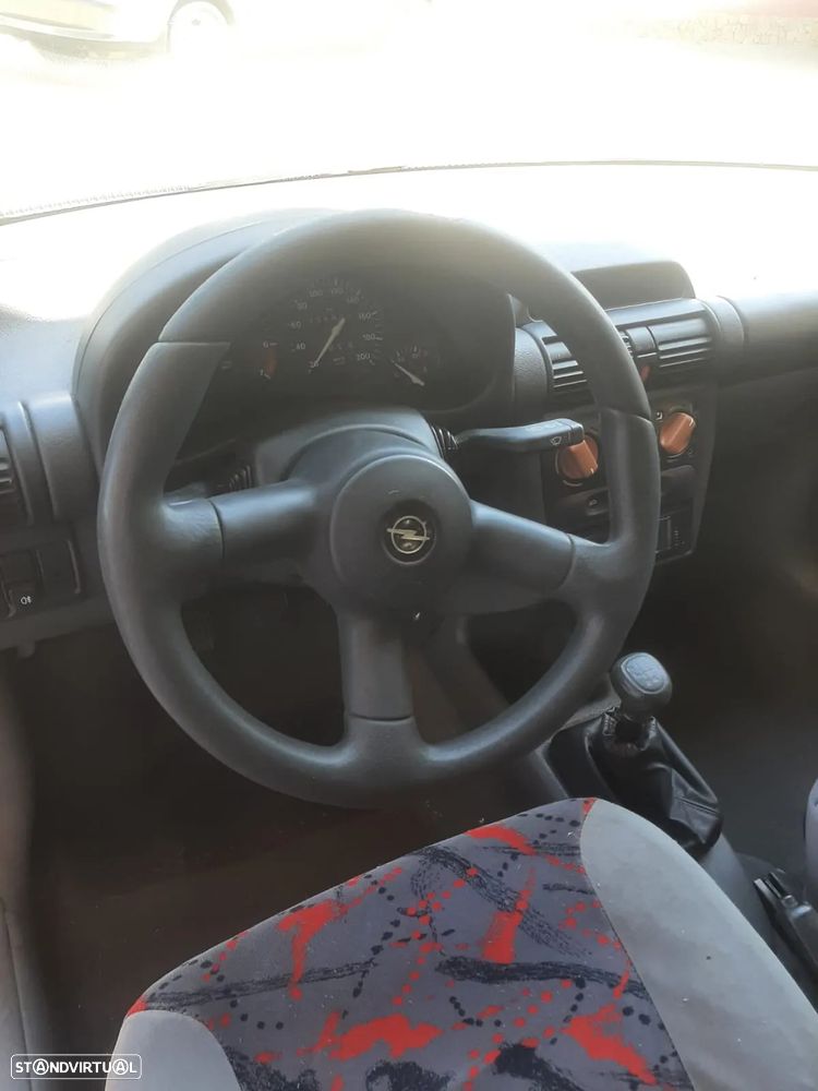 Opel Corsa 1.2 Joy - 5