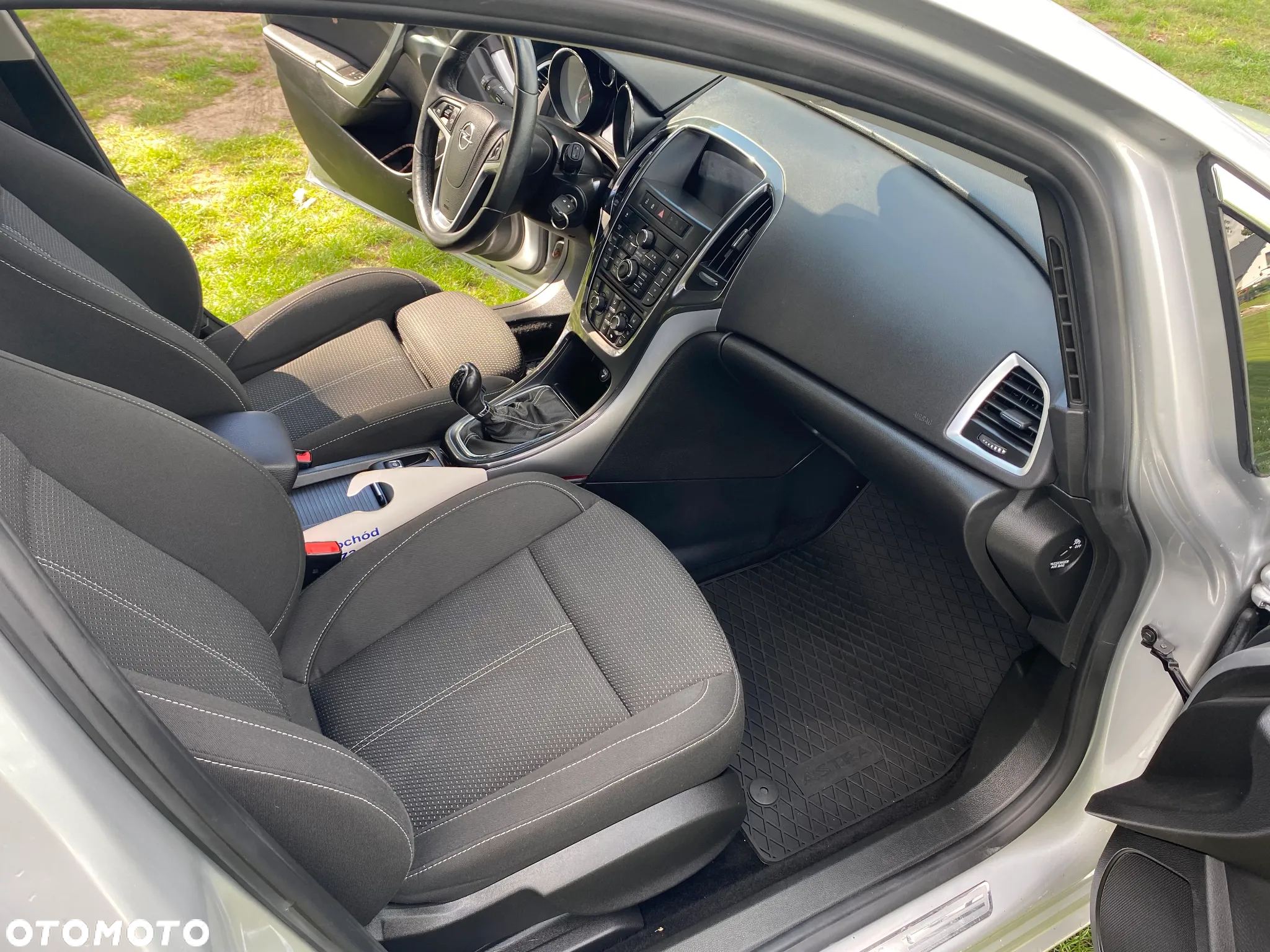 Opel Astra 2.0 CDTI Exklusiv - 10