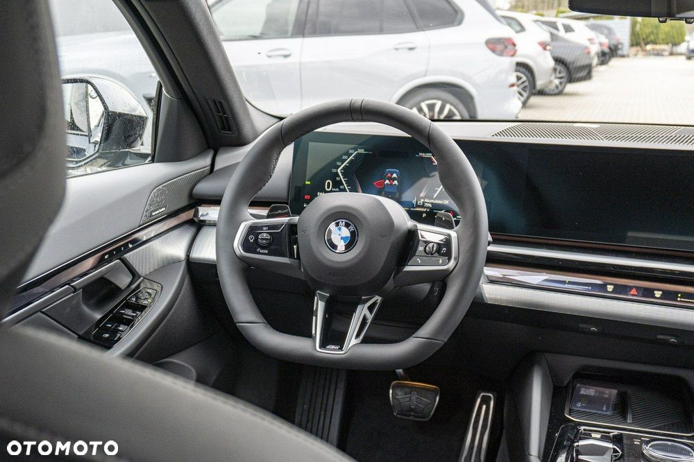 BMW Seria 5 - 22
