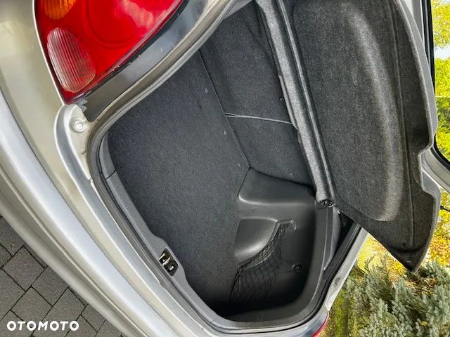 Toyota Corolla 1.4 VVT-i - 16