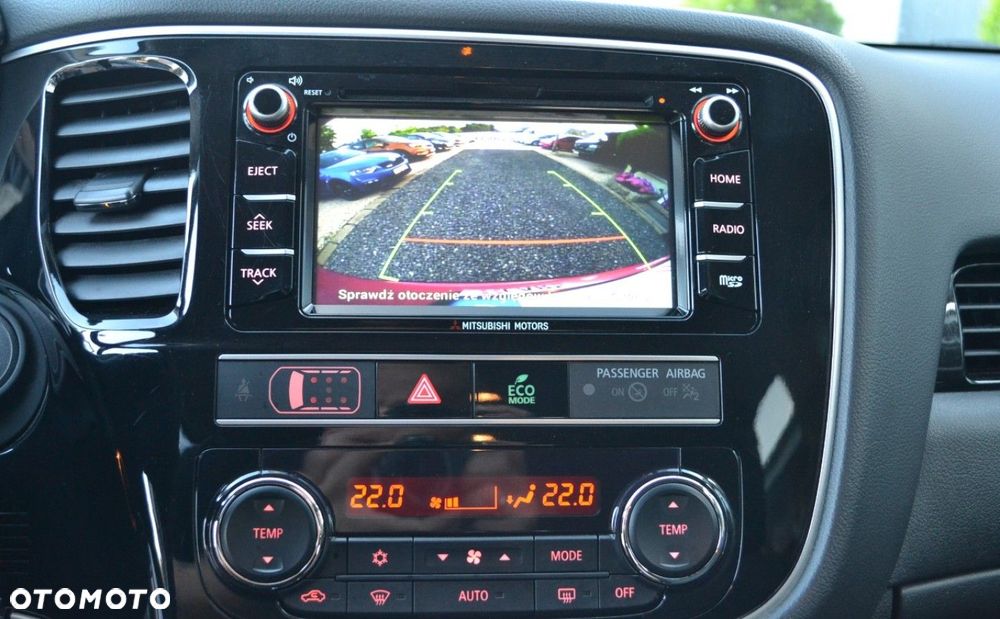 Mitsubishi Outlander 2.0 Intense + 2WD - 28
