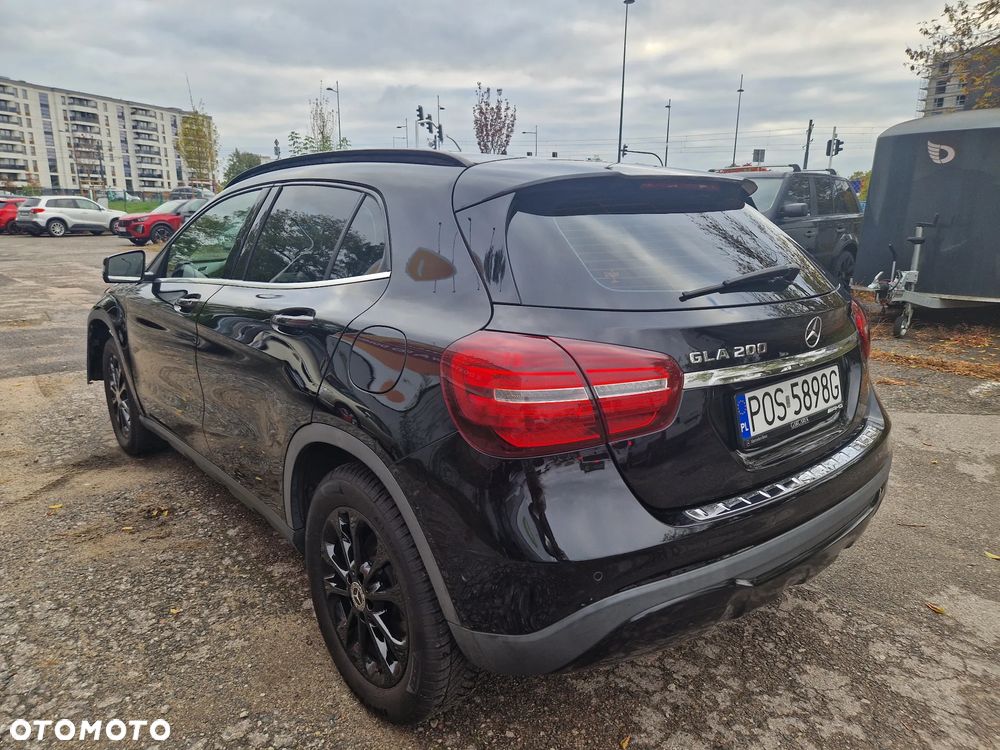 Mercedes-Benz Gla 2017 photo 3